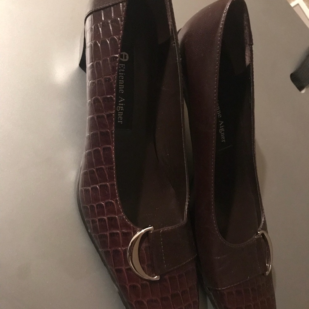 Etienne Aigner Pumps